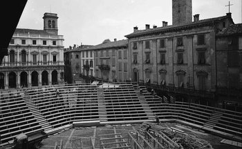 Piazza Vecchia: bellezza eccezionale