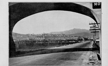 Skyline di Bergamo dall'autostrada