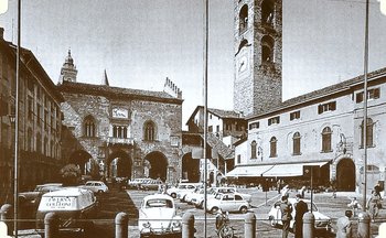 Maggiolino, Cinquecento e vecchi parcheggi