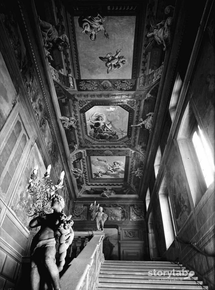 Soffitto affrescato di Palazzo Moroni