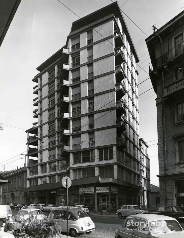 Palazzo in Via G. Tiraboschi
