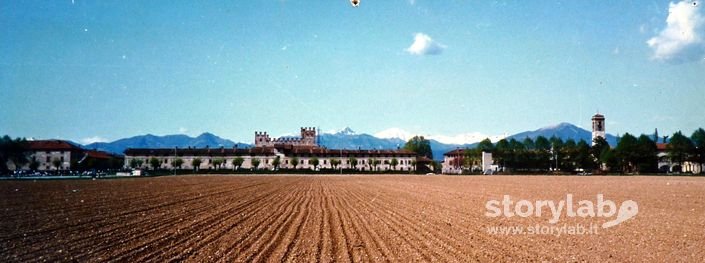 Panoramica Castello E Chiesa Malpaga