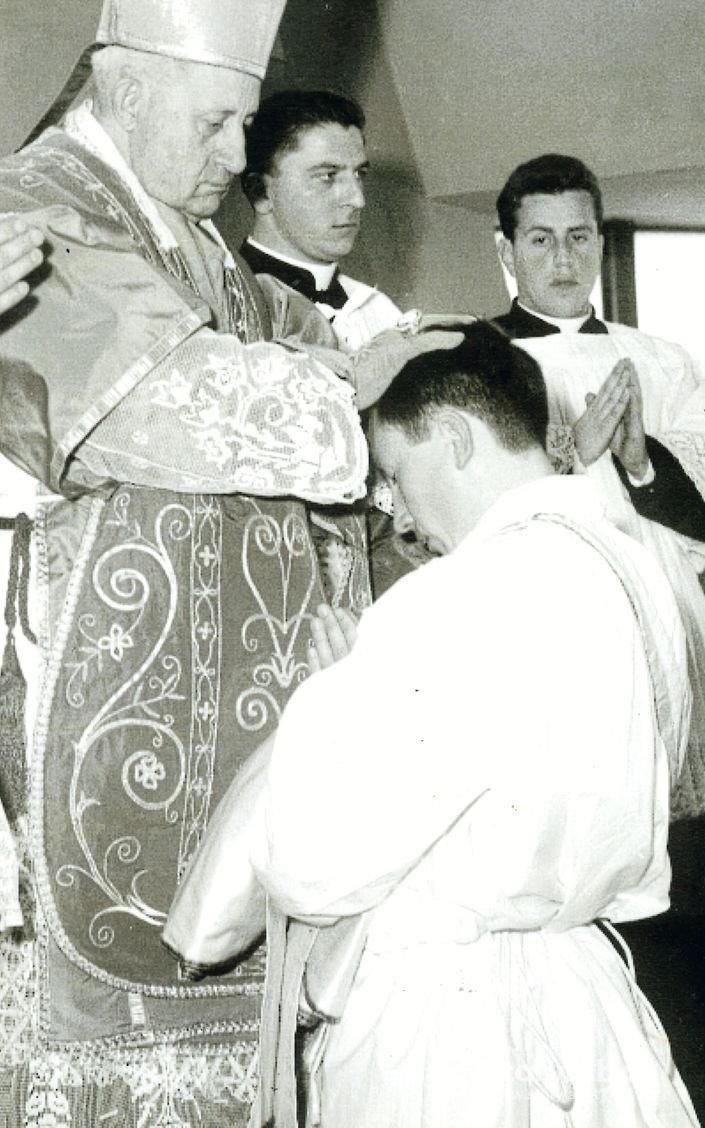 Ordinazione Sacerdotale Padre Santino Episordinazione Sacerdotale Padre Santino Epis