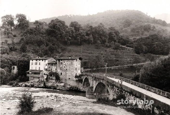 Ponte Vecchio Di Zogno