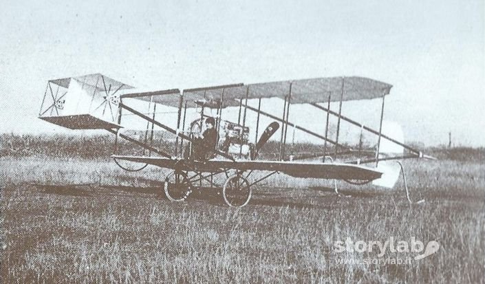 Il Bergamasco Minossi Con Il Suo Aereo Nel 1911