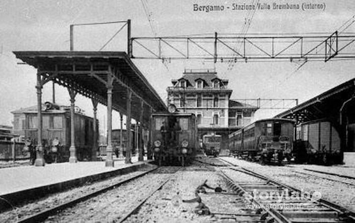 Bergamo, Stazione Della Ferrovia Valle Brembana. Anni `20 Del Xx Secolo
