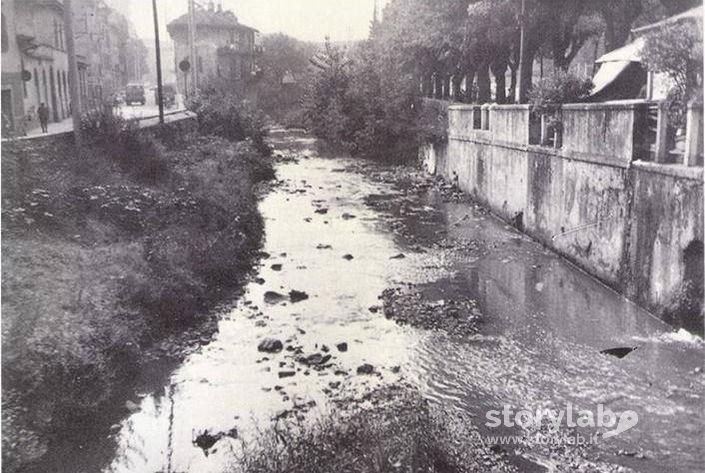 Il torrente Morla in via Cesare Battisti