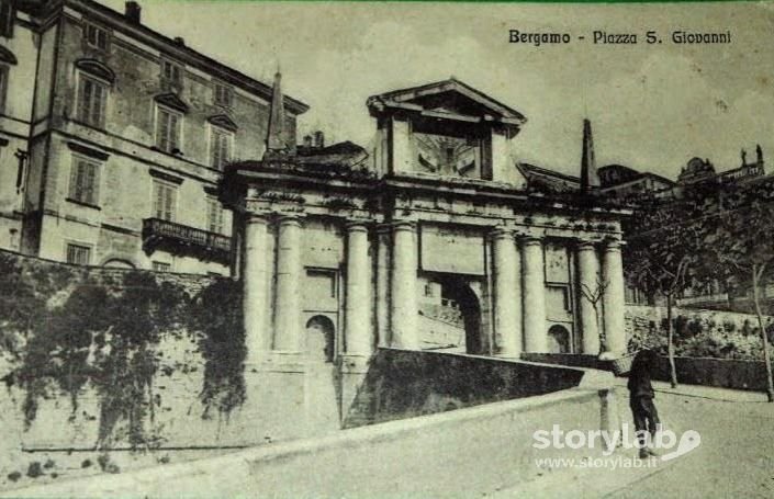 Piazza S.Giovanni 1916