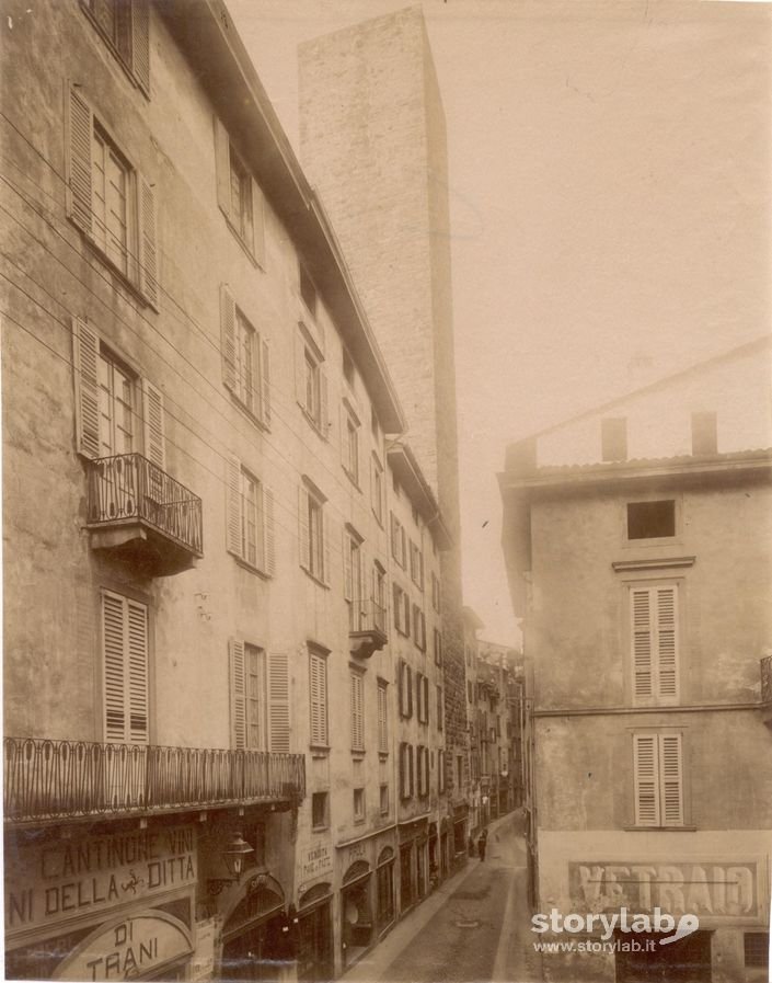 "Trani " In Città Alta 1905