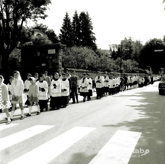 Corteo Per La Festa Dei Chierichetti