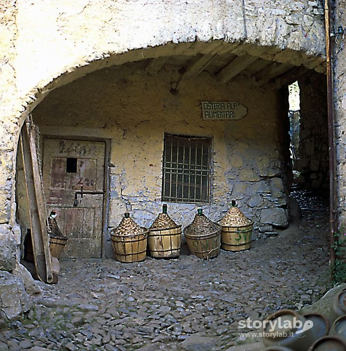 Una Viuzza Di Piazzolo