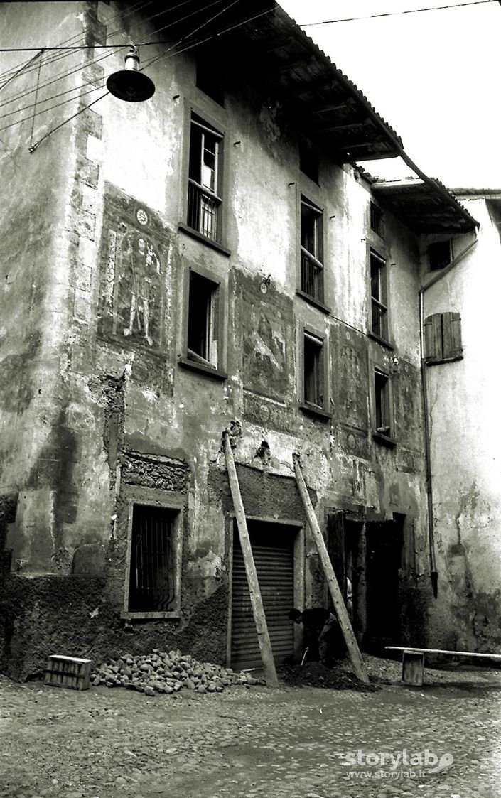 La Casa Filippini In Ristrutturazione In V.Pietro Fanzago