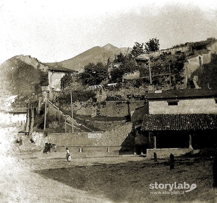 Piazza Della Rocca, Clusone