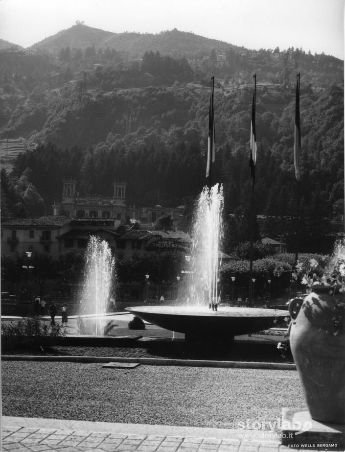 Fontana Di Piazza Granelli, San Pellegrino Terme