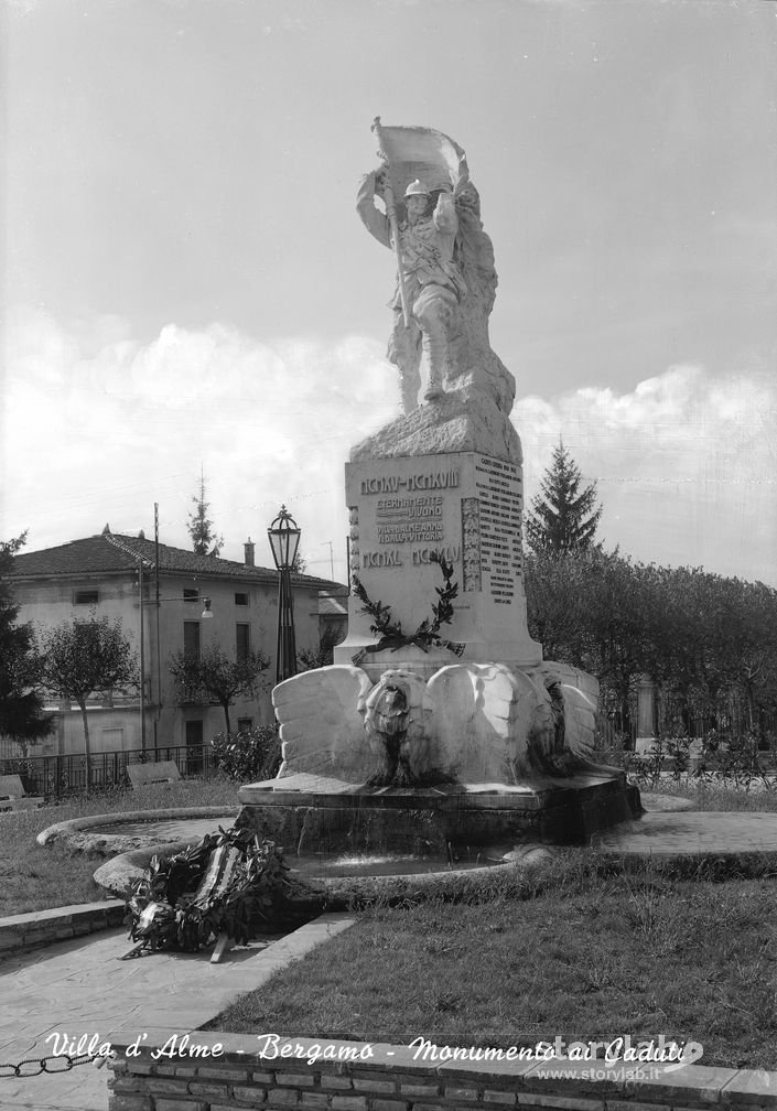Villa D’ Almè (Bg) Monumento Ai Caduti 